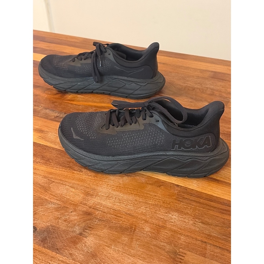 Hoka Arahi 7 Triple Black Running Shoes Kids 6B 1147851 BBLC Stability Sneakers